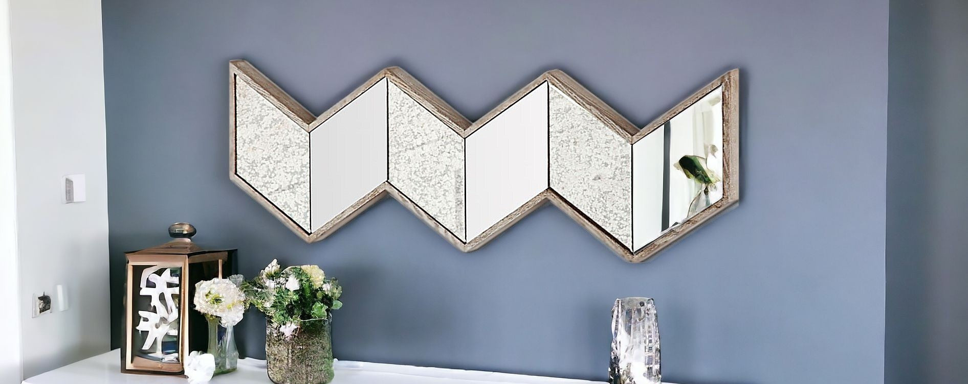 14" Natural Novelty Framed Accent Mirror
