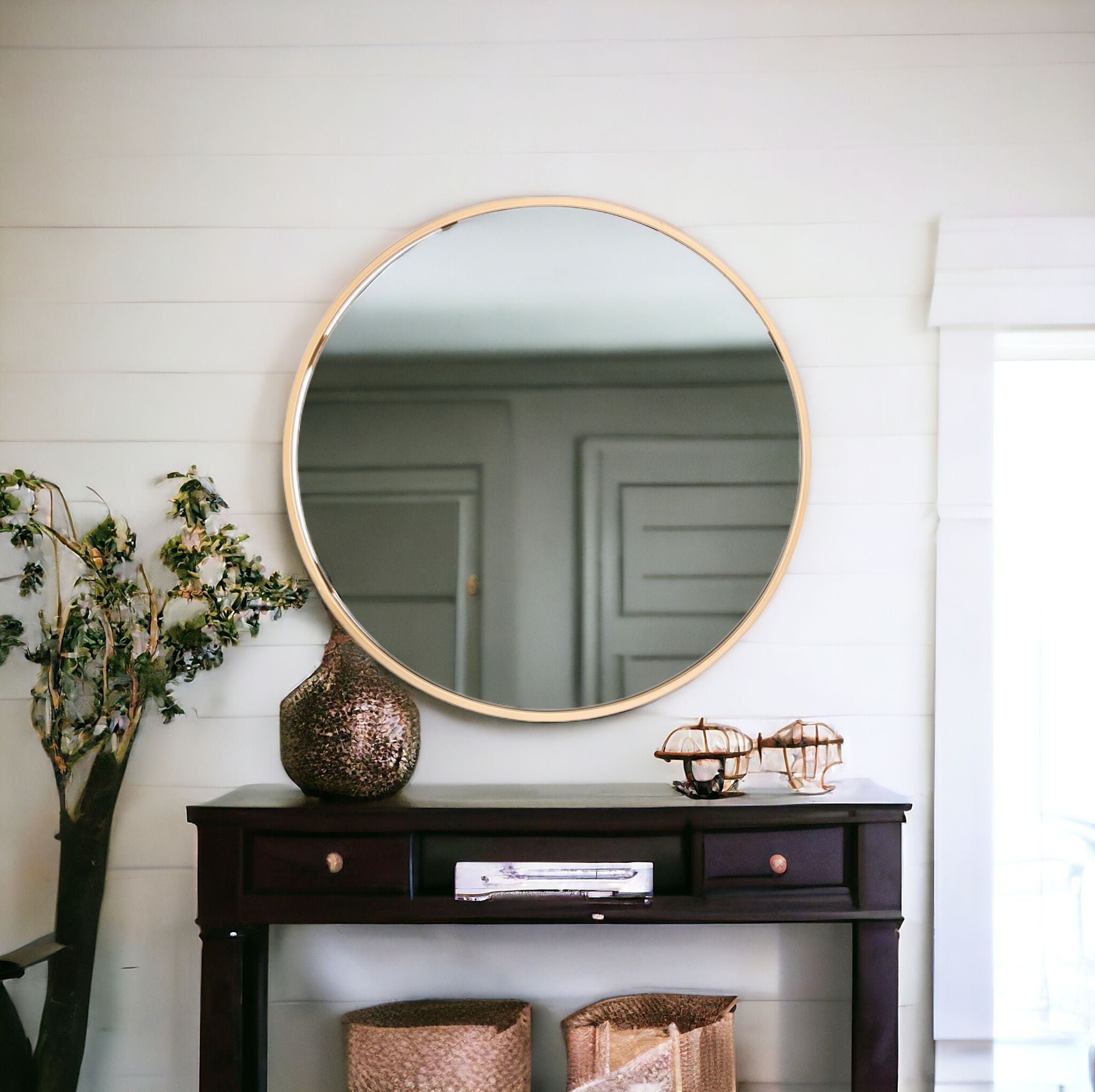 Minimalist Gold Oval Mirror