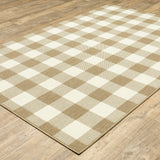 4' x 6' Gray and Ivory Geometric Stain Resistant Indoor Outdoor Area Rug