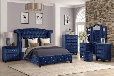 Sophia Queen 6 Pc Upholstery Bedroom Set Made With Wood in Blue