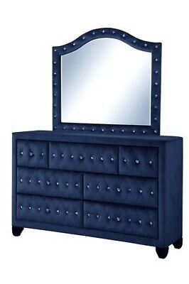 Allen King 6 Pc Tufted Upholstery Bedroom Set made with Wood in Blue